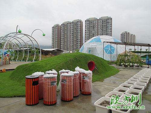 欣方圳鋼木垃圾桶，園林景區(qū)環(huán)境提升的好助手